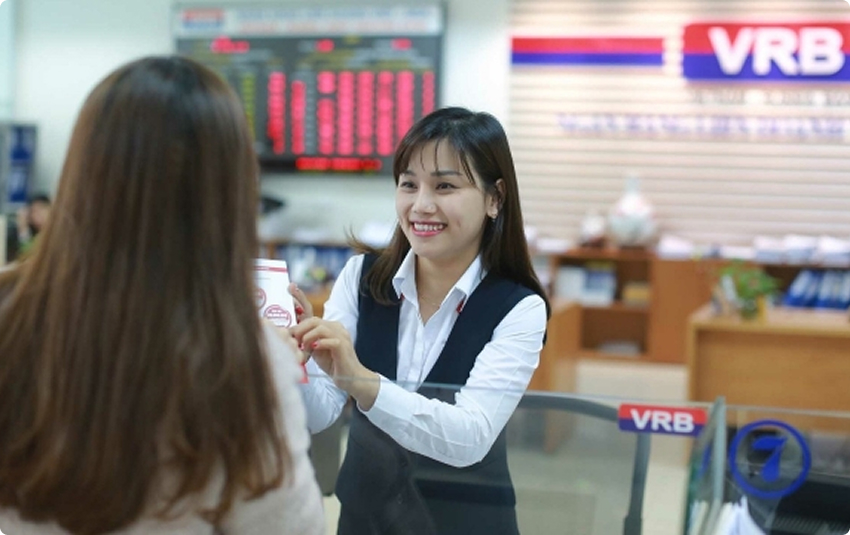 Ngân hàng Liên doanh Việt - Nga&nbsp;đạt chứng nhận top 500 doanh nghiệp triển vọng xuất sắc nhất Việt Nam năm 2016.